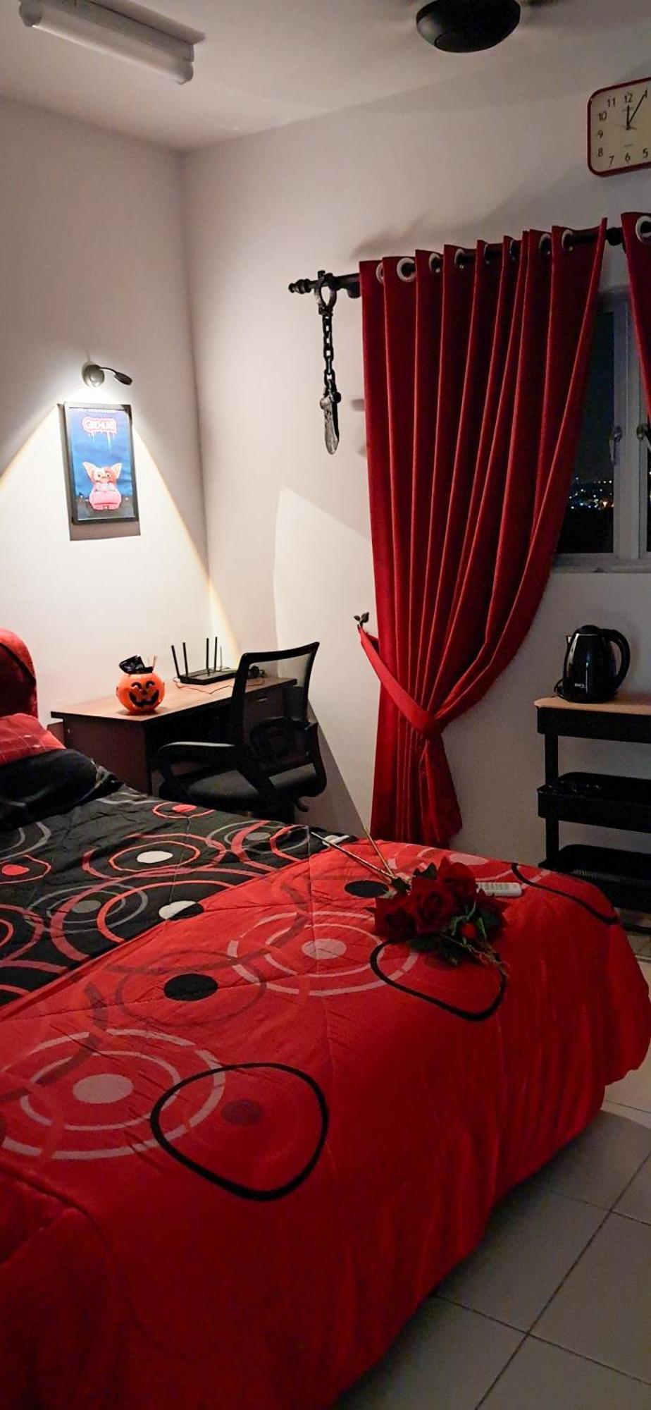 The Red Room Alanis Residence Sepang Dış mekan fotoğraf