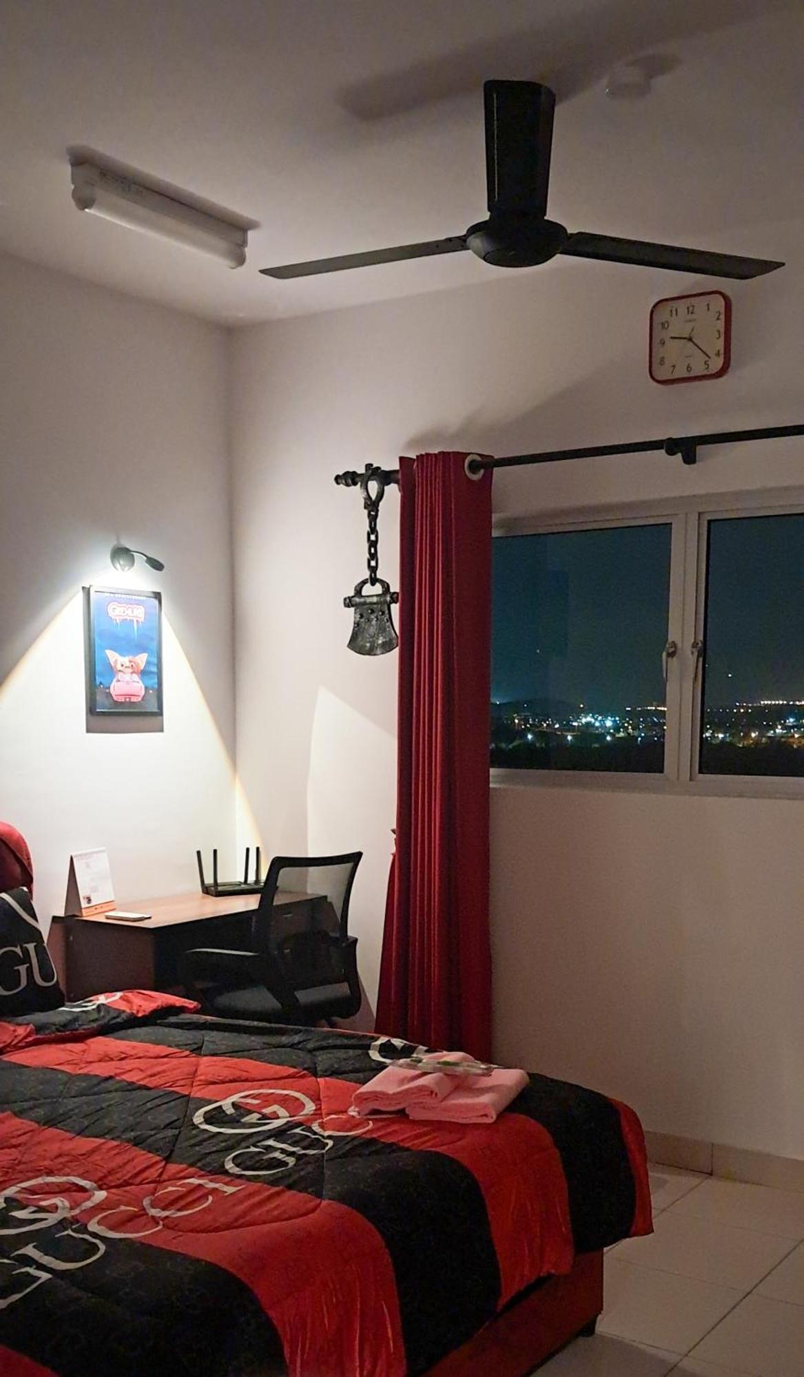 The Red Room Alanis Residence Sepang Dış mekan fotoğraf