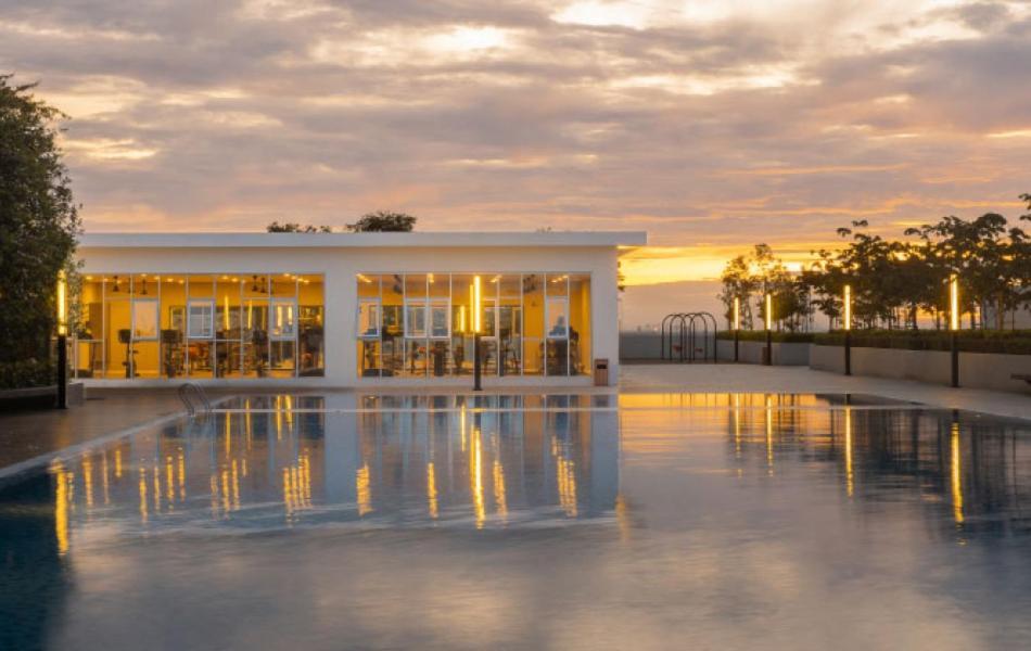 The Red Room Alanis Residence Sepang Dış mekan fotoğraf