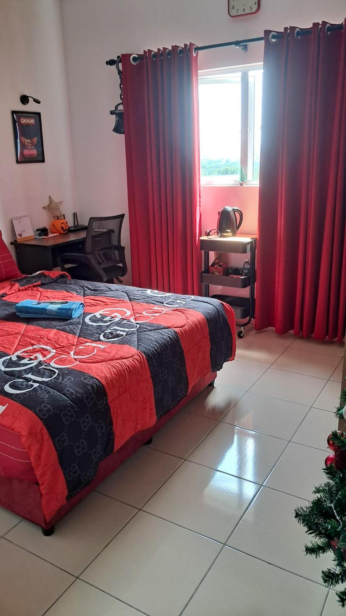 The Red Room Alanis Residence Sepang Dış mekan fotoğraf